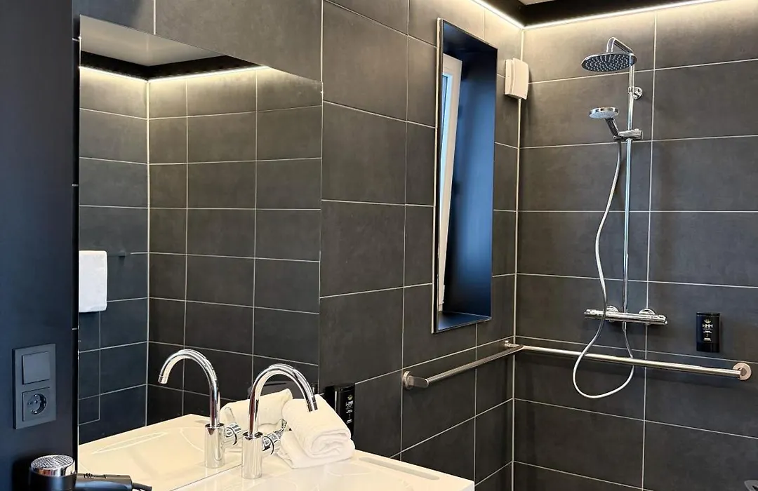 Lif Hotel By Wmm Hotels-1